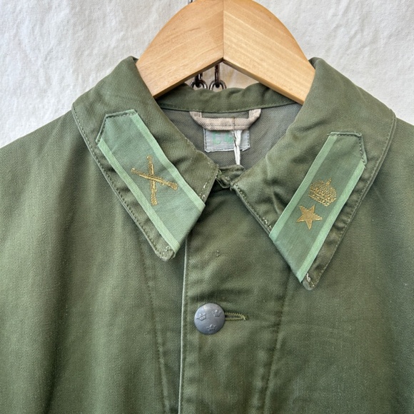 Swedish military jacket with decorated lapels, embossed buttons, multi-pockets. - Picture 5 of 8